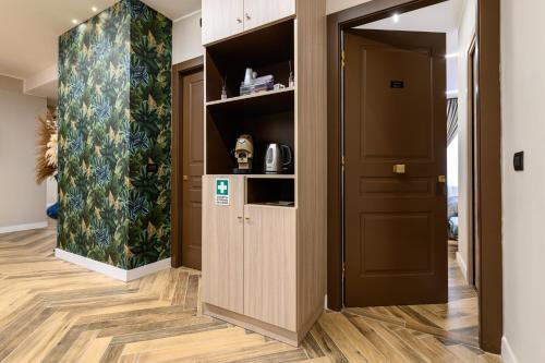 Southern Gold Room Type - Superior King Room