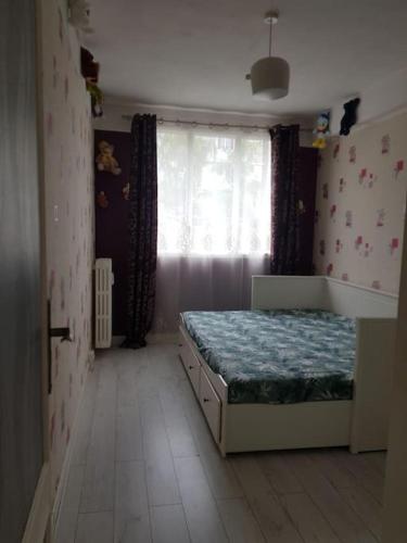 Appartement près du lac d'Enghien les bains (Appartement pres du lac d'Enghien les bains) in อองเอียง เลส แบงส์