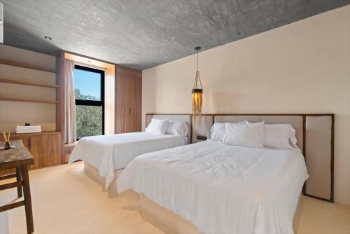 Casa Luna Perfect for Groups 10 Bedrooms Near Tulums Hotel Zone in Tulum, Mexico