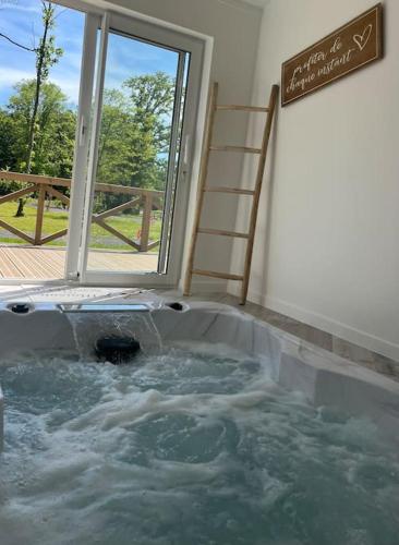 Lodge Jacuzzi proche Disney - Location saisonnière - La Houssaye-en-Brie