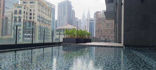 Anggun Residence KLCC (LuxLofts) Due - image 12