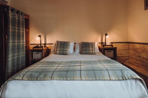 561128447 South Causey Inn