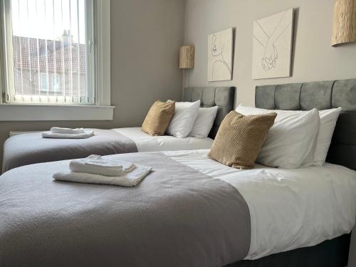 Spacious Luxury 3 Bedroom Flat in Kirkcaldy, Fife