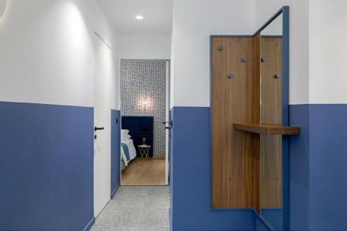 Stunning and Ideal 2BR Suite with Acropolis View - image 10