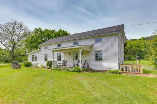 Historic Farmhouse in Layton w/ Deck! in Bushkill (PA)