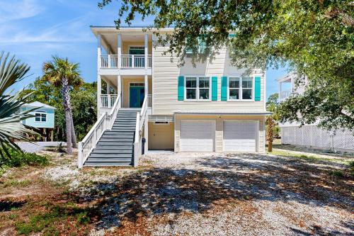 Hemingway in Dauphin Island, USA