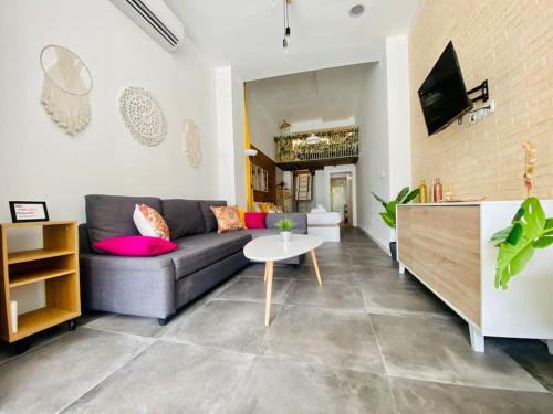 Beach Flat for Family & Groups, Valencia (photo 4)