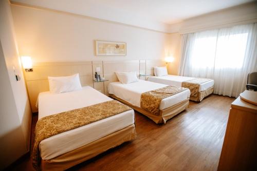 561148226 Comfort Suites Londrina