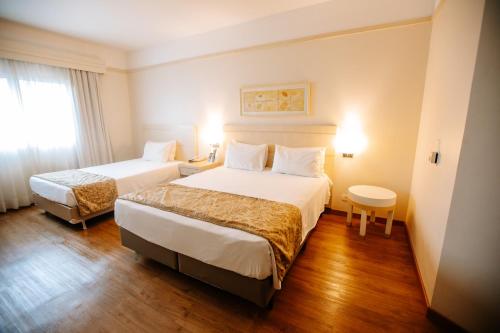 561156554 Comfort Suites Londrina