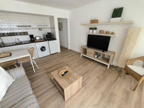 Apartamentos La Florida - image 7