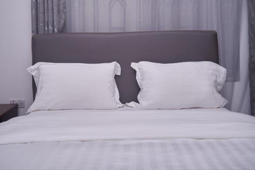 Two-Bedroom Apartment image 10