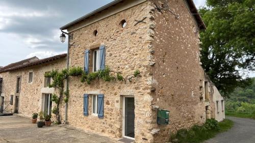 Maison de campagne au calme gîte à louer Vindrac-Alayrac