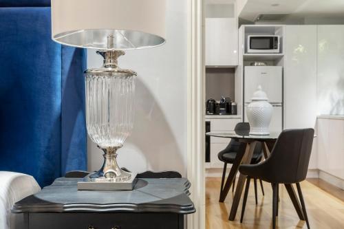 One-Bedroom Apartment image 10
