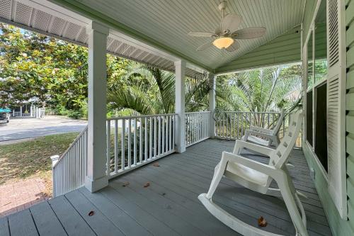 Bear Point Cottage in Caswell