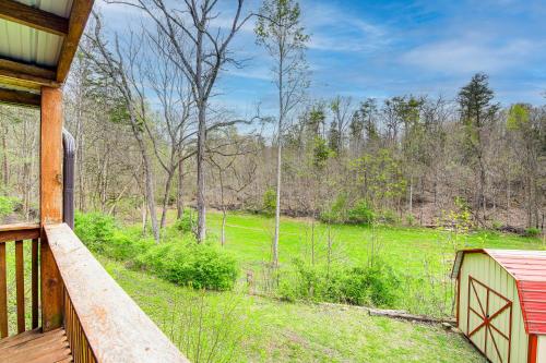 Tennessee Mountain Cabin about 18 Mi to Knoxville!
