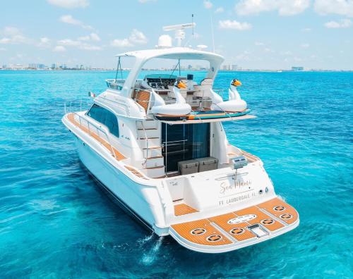 Ocean blue, Cancún (photo 9)