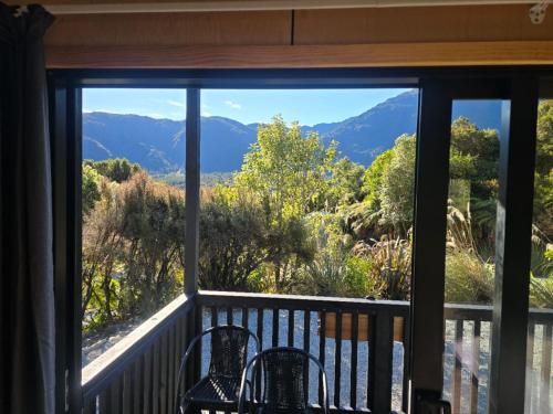 Skats, Jackson's Retreat Alpine Holiday Park in Otira