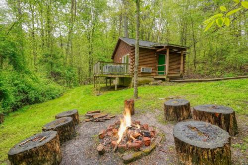 Blue Rose Cabins - Big Woody Cabin in Logan, USA