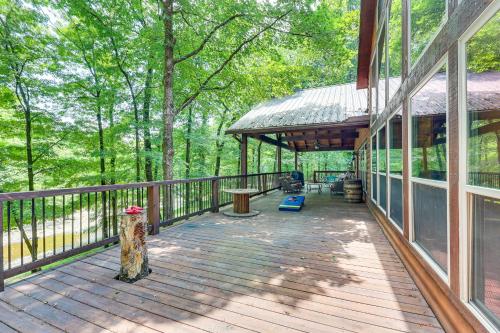 Broken Bow Cabin 23-Acre Property with Creek Access