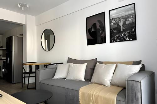 Enjoy VALLANhost @ Esmeralda Apartment