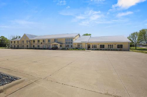 De Smet Super Deluxe Inn & Suites