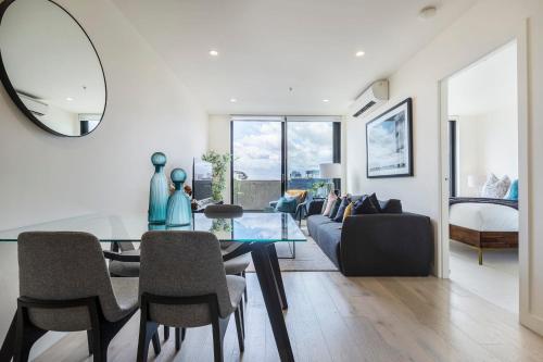 VAQUAY Rooftops In Fitzroy