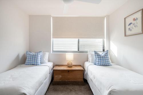 Three-Bedroom Apartment with Ocean View image 9