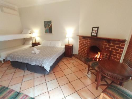 Mundaring Weir Hotel in Mundaring