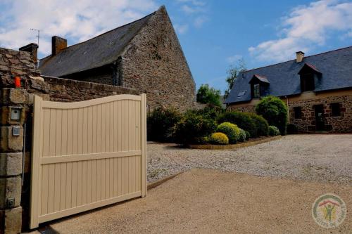 La grande riviere in La Buzardiere