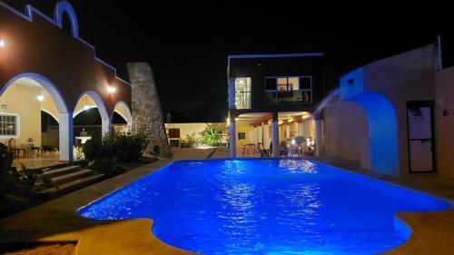 Quinta Eva and Ivan in 康納辛