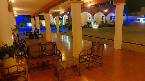 Quinta Eva and Ivan in 康納辛