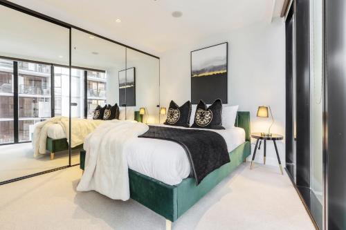VAQUAY Soho In Docklands