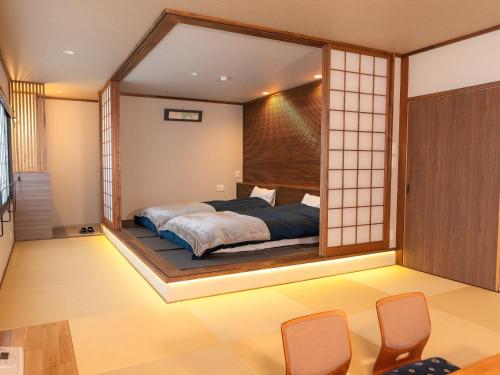 Deluxe Family Suite