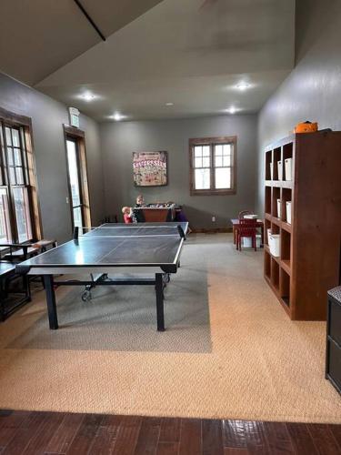 Ski-in, Ski-out Granby Getaway! Sleeps 10!, Granby (fotografie 4)
