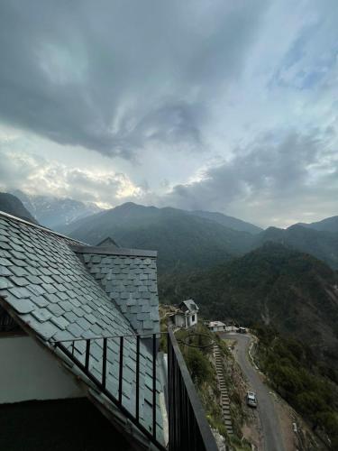 ทัศนียภาพ, Snow Biscuit Huts in ธรรมศาลา