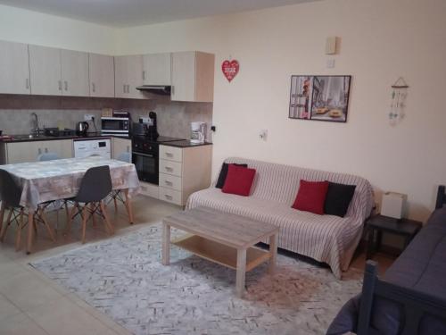 Iekārtas, Xylophagou Larnaca Ayia Napa Sunshine Apartments in Xylophaghou