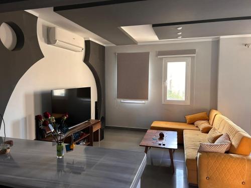 Bait Karim - Twin Villa with roof & juccuzi in 자위야트 아일라트 누