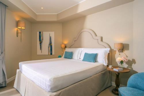 Hotel Capri - image 12