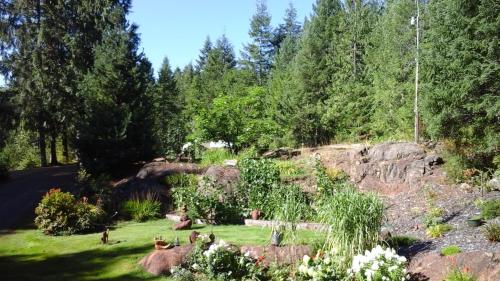 Beaver Hut Bed And Breakfast in Port Alberni, Canada
