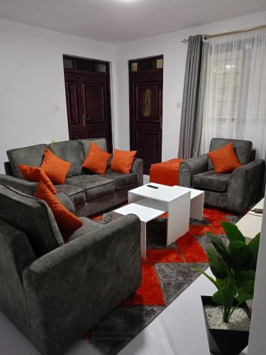 Kilimanjaro Rehema 3BR with power backup in 基苏木
