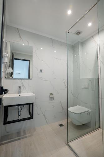 SELVIA Hotel - image 12