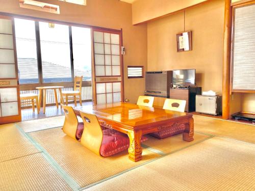 JAPANESE IN HOTEL MATSUKISO in Beppu