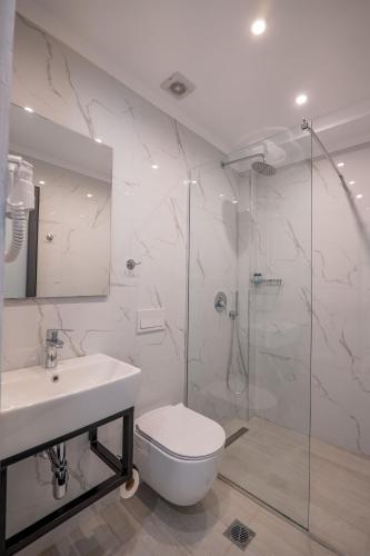 SELVIA Hotel - image 4