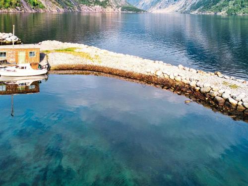Skats, person holiday home in Josenfjorden-By Traum in Vadla
