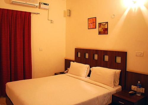 1 queen bed