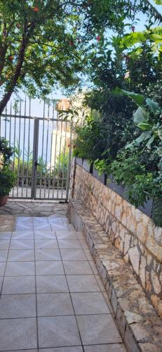 Jon rooms, Himare (foto 8)