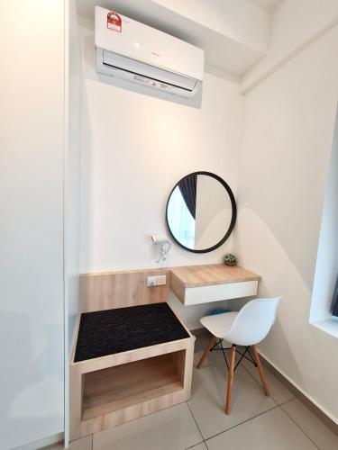 Novo 8 Residences & Suites AQUA Pool by Nestcove Novo 8 Residences & Suites AQUA Pool by Nestcove