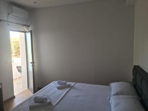 SELVIA Hotel - image 2