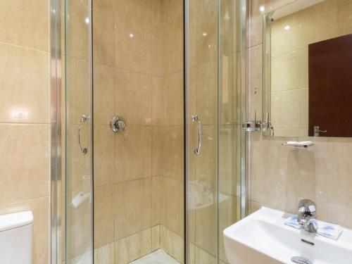 Notting Hill Gate Hotel - image 9