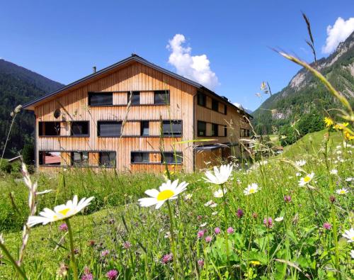 Verwall Apartment Arlberg - mit Sauna, Balkon und Gästekarte Premium - Wald am Arlberg